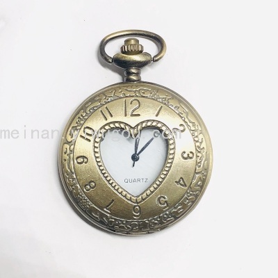 Classic Retro Pocket Watch Simple Hollowed Heart Shape Carved Flip Pocket Watch