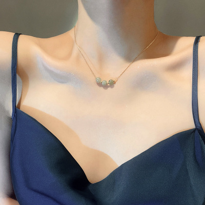 European and American Retro Affordable Luxury Titanium Steel Necklace Best-Seller on Douyin All-Match Chalcedony Pendant Cold Style Simple Design Clavicle Chain
