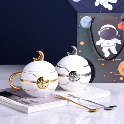 Internet Celebrity Planet Ceramic Cup Creative Astronaut Mug with Cover Spoon Personality Spaceman Milk Couple Coffee Mug