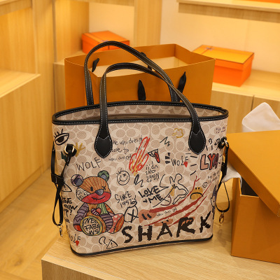 Bag Female Bear Graffiti Tote Bag 2022 Spring New Handbag Large Capacity Dog Teeth Bag One Piece Dropshipping