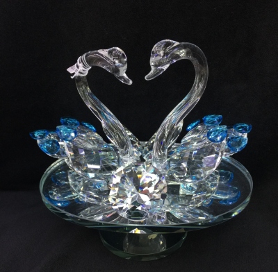 Double Swan Crystal Ornaments