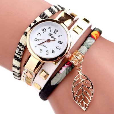 AliExpress New Fashion Women's Fashion Quartz Watch Diamond Bracelet Bracelet Ornament Female Watch Bracelet Watch