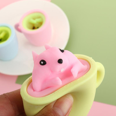 Vent Decompression Toy Adult and Children Evil Squirrel Tea Cup Trick Vent Toys Pinch Music Toys Wholesale