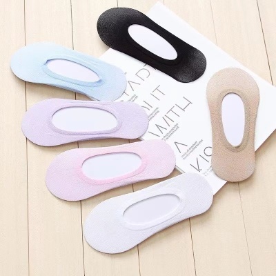 Spring and Summer Socks Stall Popular Boat Socks Polyester Cotton Women's Shallow Mouth Non-Slip Solid Color Stockings Thin Invisible Socks Wholesale