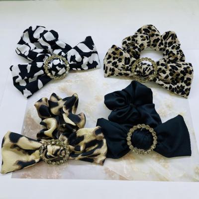 2021 Fall/Winter Hot-Selling Leopard Print Large Intestine Ring with Diamond Hair-Binding Simple Back Head Horse House Ornament Hair Rope