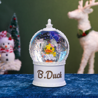 Top Quality Home Decoration Resin Water Musical Snow Globe S