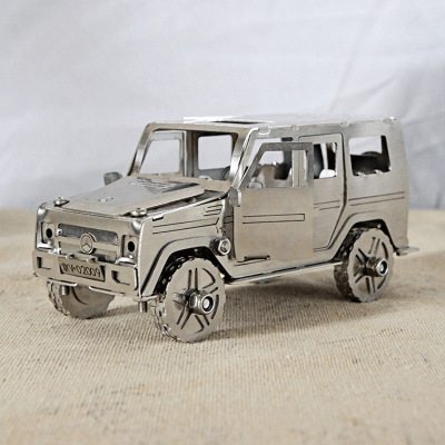 New Research Found That the Freight Forwarder Sent Stainless Steel Cutting G Jeep Car Model Ornaments Children's Gift 