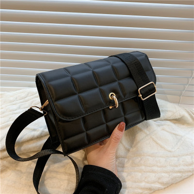 Spring Bag 2022 New Fashion Plaid Bag Women's Bag Fashion Leisure Chain Messenger Bag Shoulder Bag Handbag