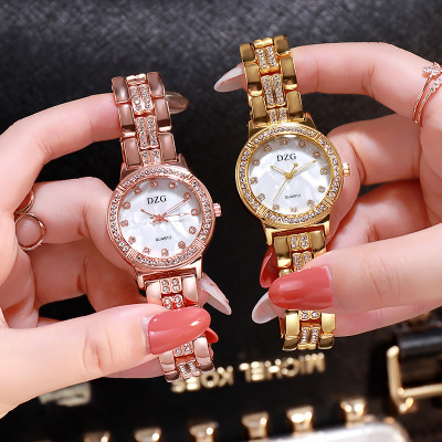 Factory in Stock Hot Sale at AliExpress Watch Bracelet Watch Fashion Diamond Quartz Watch Elegant Graceful Watch Women