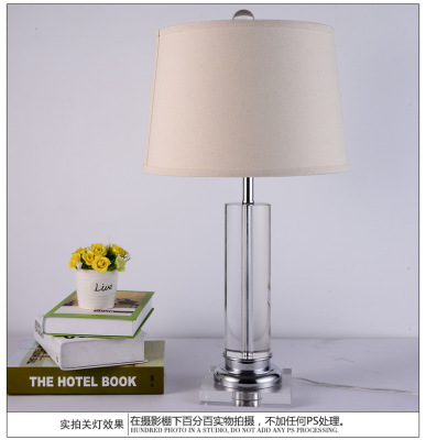 Nordic American Style Desk Lamp Bedroom Bedside Lamp European Modern and Simple Bedside Lamp Hotel Room Crystal Living Room Table Lamp