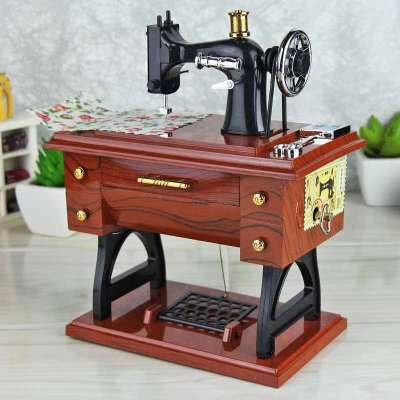 Retro Vertical Sewing Machine Music Box