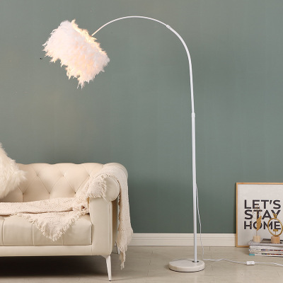 Feather Lampshade Floor Lamp Modern Simple and Fashionable Floor Lamp Living Room American Study Hotel Guest Room Floor Lamp