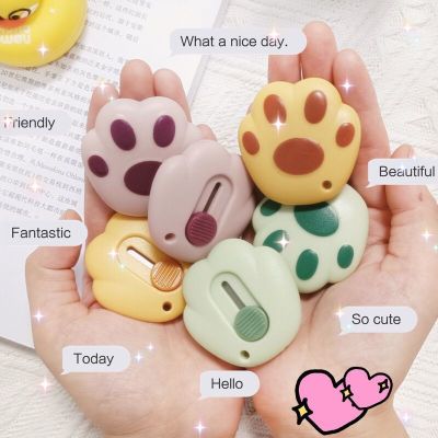 Cute Mini Haemorrhoid Cat's Paw Art Knife Portable Split Express Small Size Knife Student Office Paper Cutting Knife for Handcraft