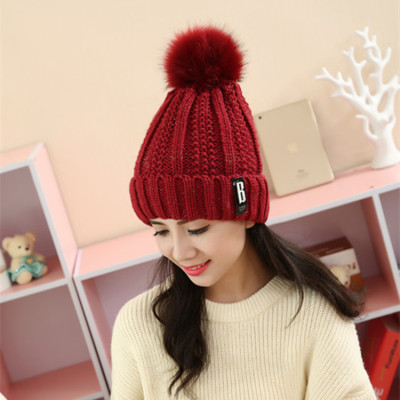 Autumn and Winter New Women's Fur Ball Hat Knitted Thick Fashion Knitted Hat Letter Labeling plus Velvet Warm Wool Hat