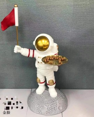 Gaobo Decorated Home Living Room Leisure Snack Fruit Plate Crafts Decoration Model Room Study Decoration Astronaut