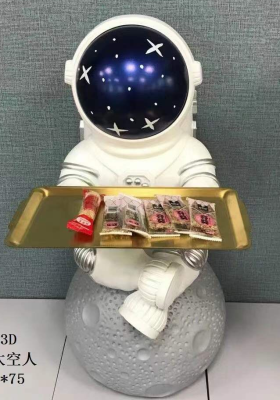 Gaobo Decorated Home Living Room Leisure Snack Fruit Plate Crafts Decoration Model Room Study Decoration Astronaut
