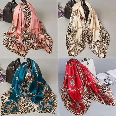 New Versatile Spring and Autumn Fashion Scarf Small Square Towel Female Scarf Silkworm Silk Neck Accessories