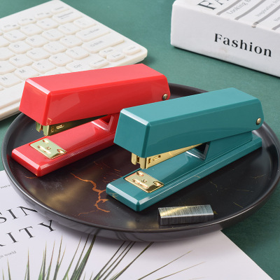 Factory Customized Red Green Gold Christmas Stapler Light Luxury Lengthened Stapler 12# Large Office Book Stapler Wholesale