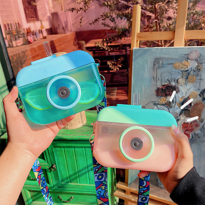 Celebrity Camera Cup Creative Trend Student Girl Heart Cup with Straw Cute Crossbody Plastic Water Cup Portable Outing