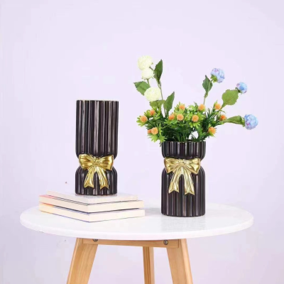 Gao Bo Decorated Home Modern European-Style Soft Vase Home Ceramic Vase Gold + Simple Black Vase