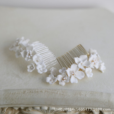 Design Bridal Headdress Hair Plug White Hard Ceramic Flower Hair Comb Flower Shape Ins Popular Wedding Accessories