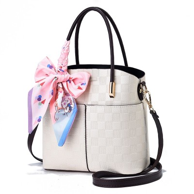  Portable Shoulder Bag Trendy Crossbody messenger crossbody Women's Bag Spring New Essential Direct Sales 14852