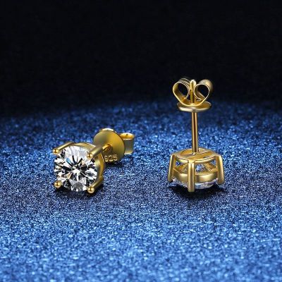 S925 Sterling Silver Gold Plated Four-Claw Stud Earrings 1 Karat D Color Moissanite Stud Earrings Female Live Supply