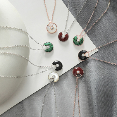 S925 Silver European and American Charm Necklace Red Agate White Mother Shell Fashion Card Home Necklace One Piece Dropshipping