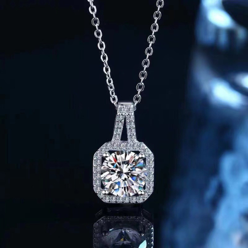 eight hearts and eight arrows square zircon necklace female clavicle chain factory direct wholesale