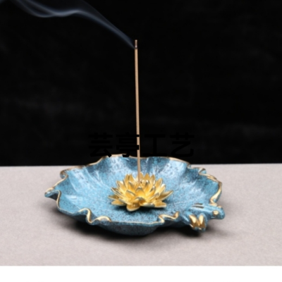 New--
Name: Lotus Incense Stick
Material: Brass
Weight: 137G
Size: 10cm Wide,
