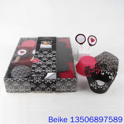Color Box Package Cake Accessories Set Cake Paper Tray Cake Paper Cups + Cake Surrounding Border Cake Decorative Flag