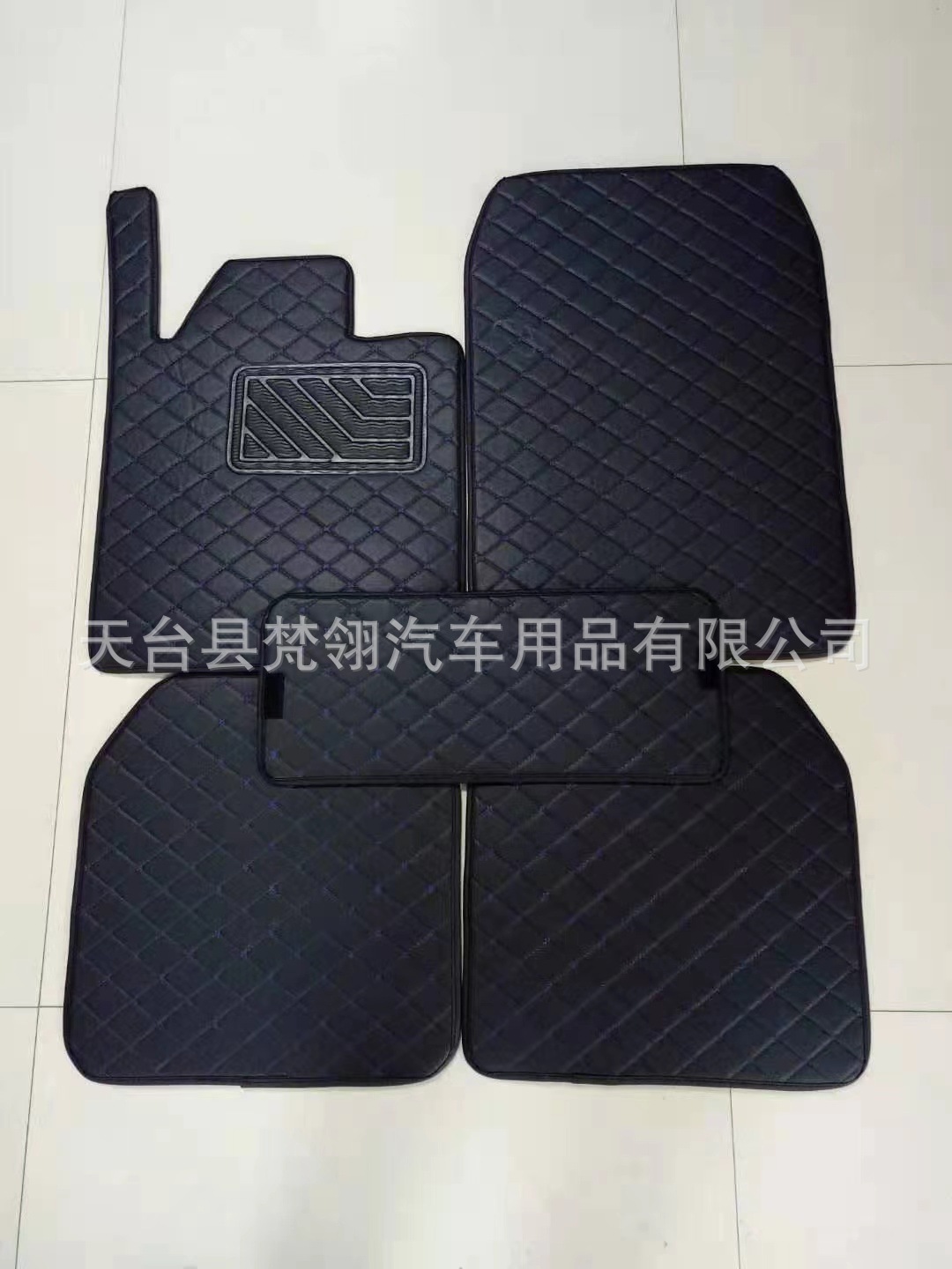 汽车用品内饰脚垫皮革五座通用脚垫4S专供座椅脚垫外贸厂家批发