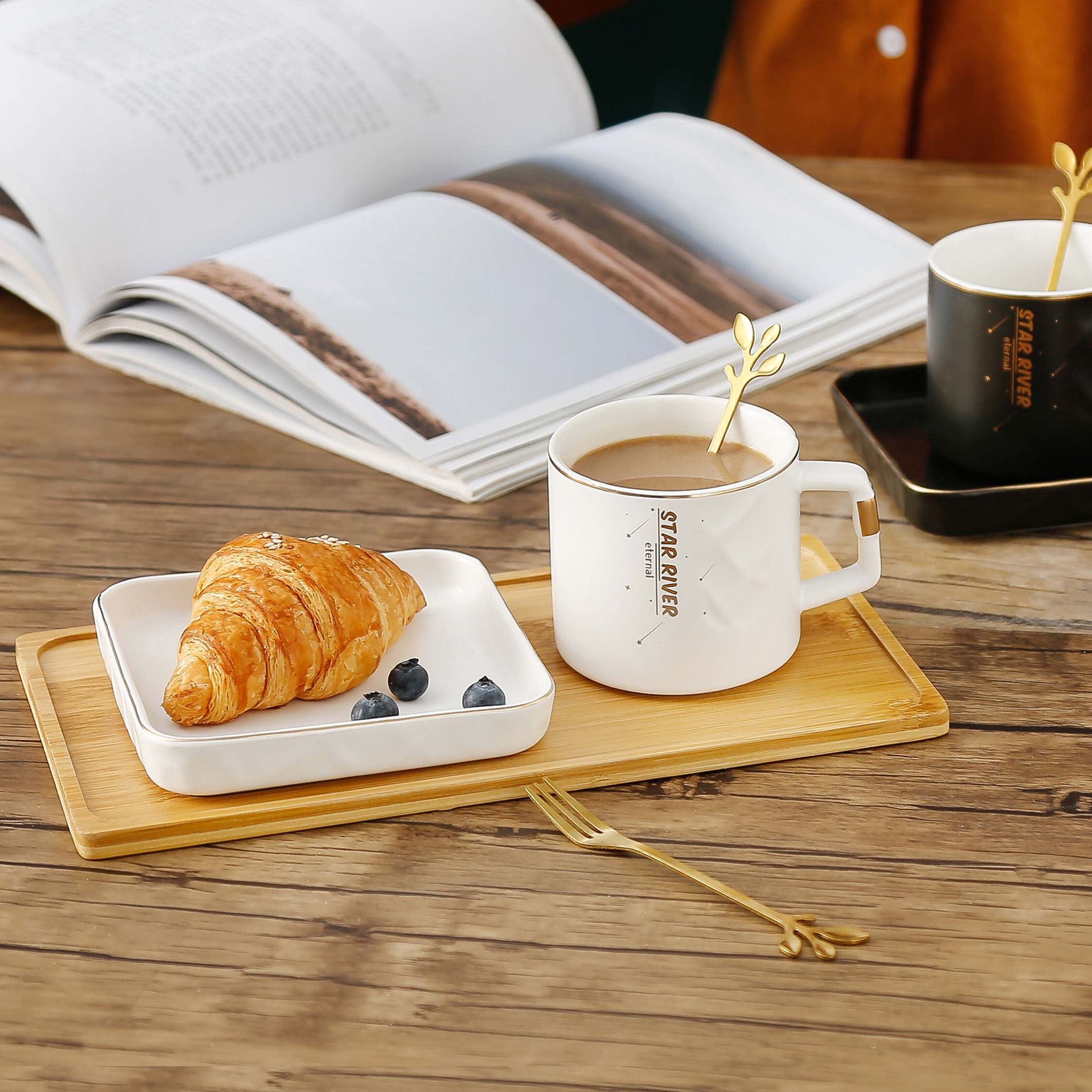 北欧一人食早餐餐具杯子 陶瓷可爱少女牛奶杯碟点心盘早餐盘套装