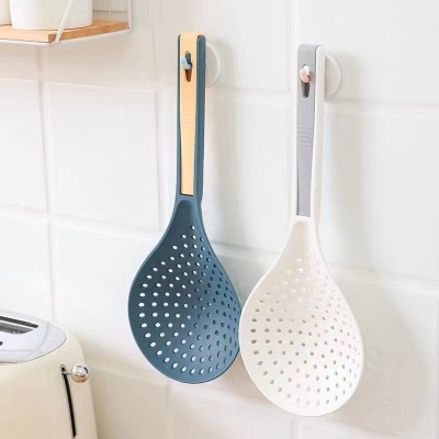 Entry Lux Style Multi-Functional Large Kitchen with Clip Noodles Strainer Dumpling Balls Beanie Water Filter Strainer Spoon