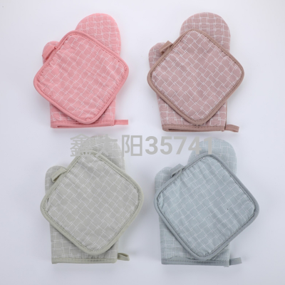 New Style Thickened Design High Temperature Resistant Plaid Microwave Oven Gloves Mat 2-Piece Set Mixed Color Foreign Trade Export