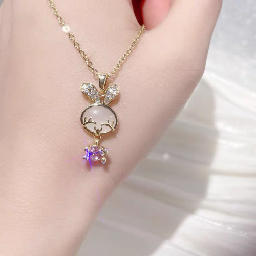 [titanium steel gold plating] cute micro-inlaid bunny necklace opal cute cute rabbit inlaid purple diamond clavicle chain