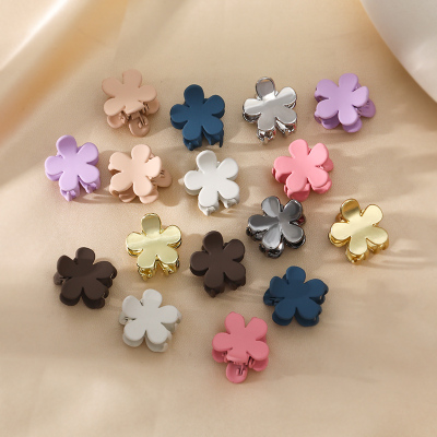 Fashion Solid Color Mini Claw Clips Metal Flower Shape Girls Minimalist Hair Claw Clip