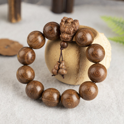 Factory Wholesale Gold Sandalwood Single-Wrap Bracelet Buddha Beads Rosary 20mm Solid Wood Beads Crafts Scenic Spot Gifts