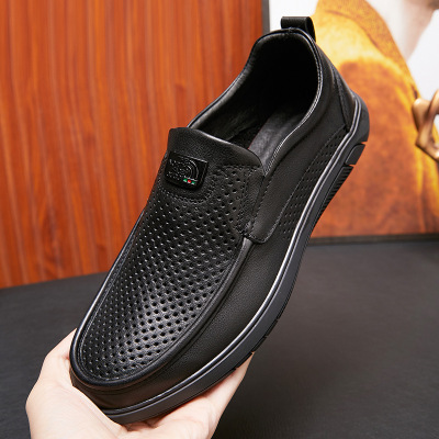 Hot Sale Hollow-Out Casual Shoes 2022 Summer Slip-On Comfortable Genuine Leather Dad Shoes Men 'S Punching Breathable Leather Shoes Wholesale