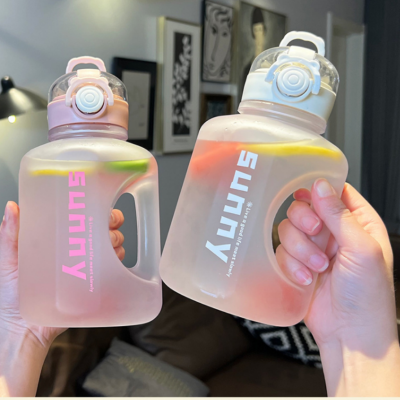 Internet Celebrity Small Ton Barrels Good-looking Sports Portable Girl Drinking Bottle Strap Straw Plastic Cup Wholesale