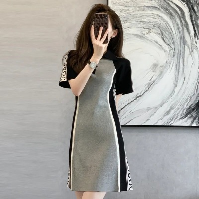 2022 Summer New French Style Polo Collar Knitted Dress Women's Fashion Design Sense Color Contrast Patchwork Thin Skirt