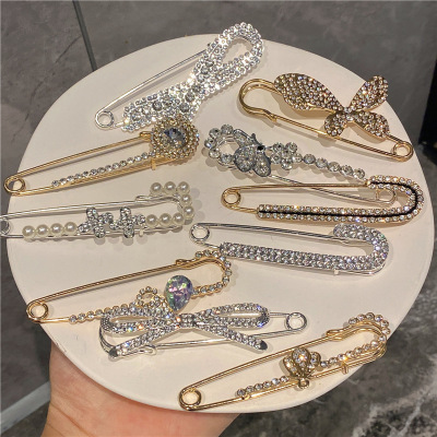 Waist of Trousers Pin Buckle Fixed Clothes Artifact Tightening Pants Skirt Waist Exquisite Accessories Anti-Exposure Brooch Clasp Women