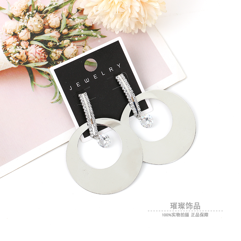 韩版创意时尚圆形吊坠耳坠气质女式轻奢小香风甜美耳饰批发厂家