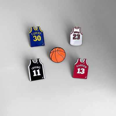 NBA Star Jersey Brooch Basketball Kobe Golden M Badge Personality Clothing Lovers Wild Bag Decorative Pin