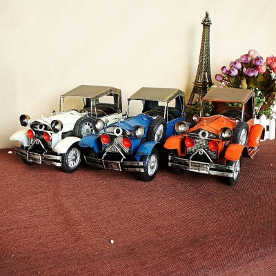 Authentic Supply Gift Handmade Vintage Metal Classic Car Model Toy Alloy Car Model 1729 Three Colors Optional