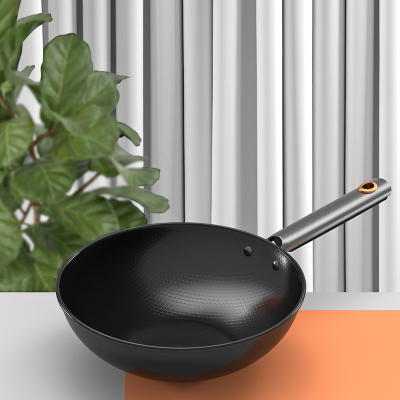 Product Name: Steel Bar Beating Steel Shovel Pot (without Lid)
Specification: 32cm
Material: Refined Iron