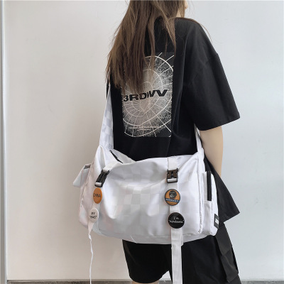 New Simple Messenger Bag Men's and Women's Fashionable Large Capacity Student Shoulder Bag Casual Backpack Messenger Bag Motorcycle Bag Pendant