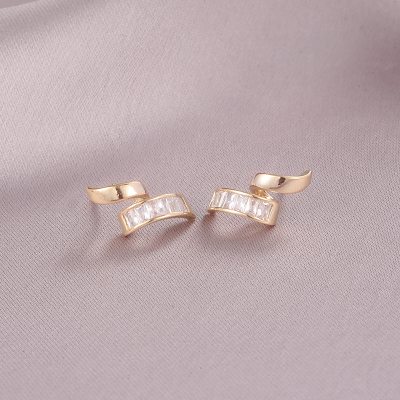 Fashionable and Exquisite 925 Silver Pin Earrings New Studs A322fashion Jersey