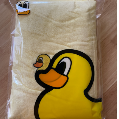 New Panku Duck Coral Fleece Series Three-Piece Set Present Towel Bath Towel Square Towel