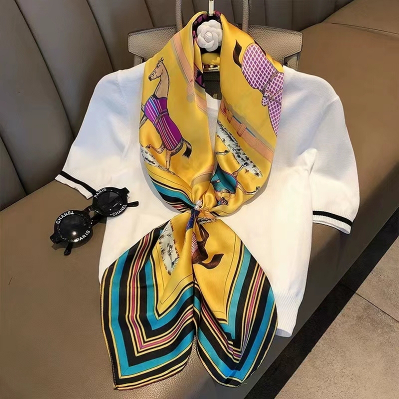工厂直供新款韩国拼色丝巾女韩版文艺时尚装饰ins风领巾90大方巾